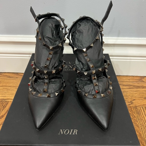 VALENTINO GARAVANI Rockstud Noir Slingback Pumps - Picture 1 of 6